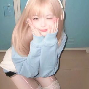 大鸡巴肏屄乱伦小黄片
